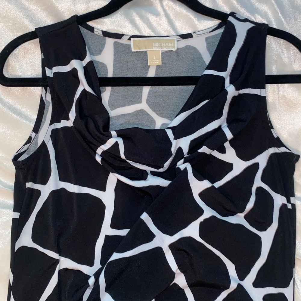 Gorgeous Michael Kors black and white giraffe print dress,